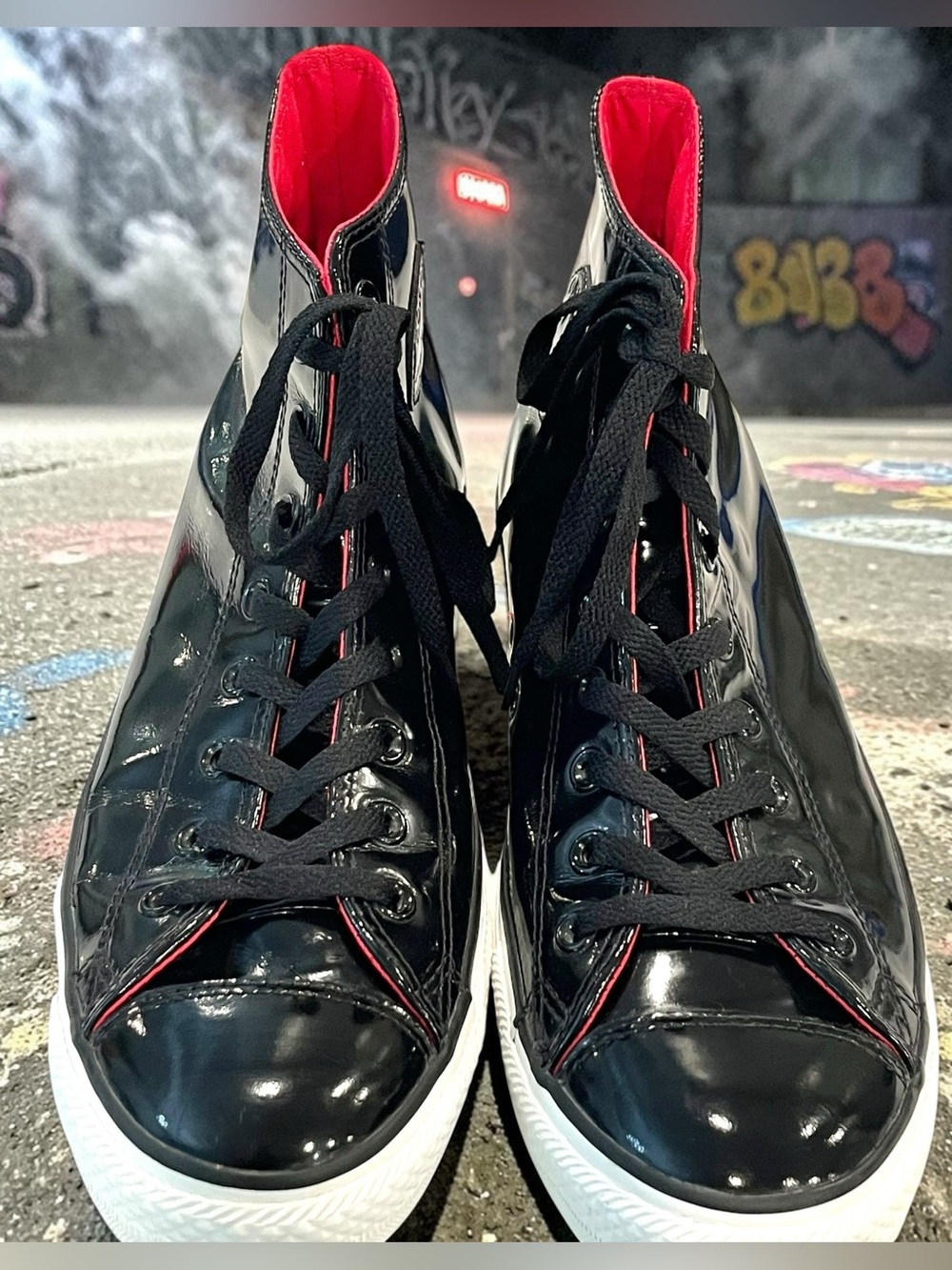 Converse Chuck Taylor High Top Glossy Patent Style Sneakers Black Red Mens 11 - Picture 2 of 6